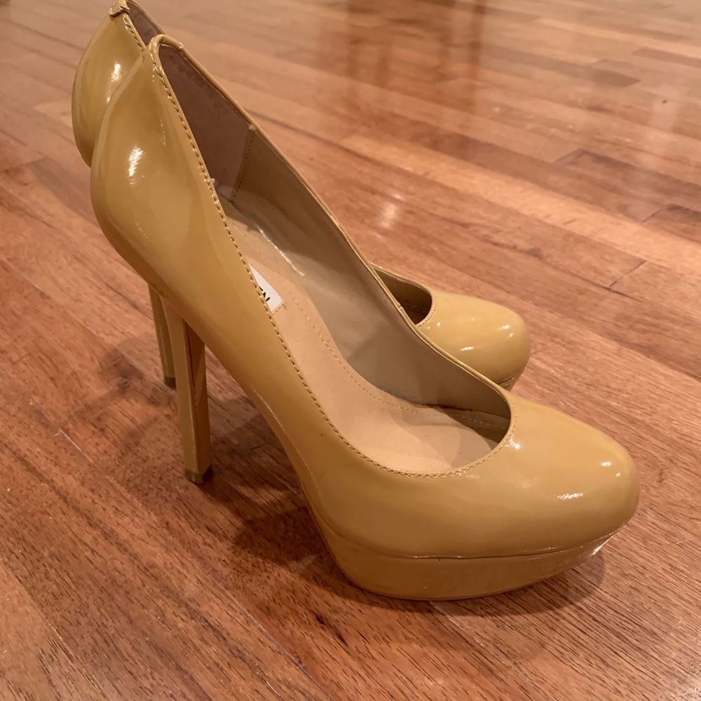 Steve Madden Patent Nude Platform Stiletto